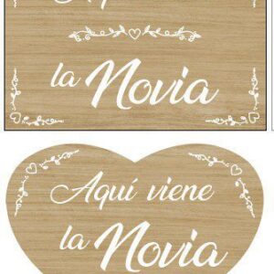 Cartel de paje en madera clara sencillo