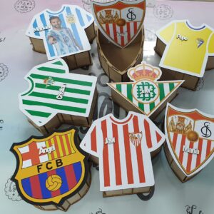Caja de madera camisetas fútbol