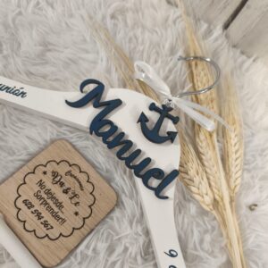 Perchas personalizadas para Comunión