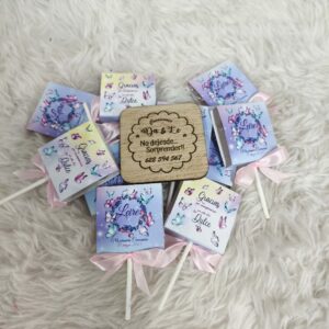 Piruletas personalizadas con lazo